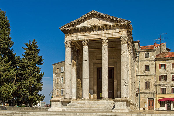 Augustus-Tempel von Pula