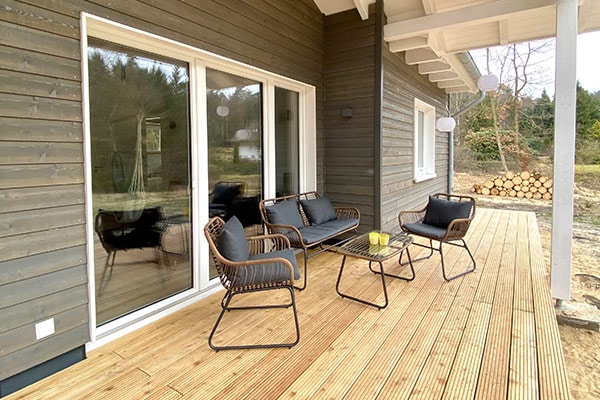 Terrasse des Holzhauses "the forest"