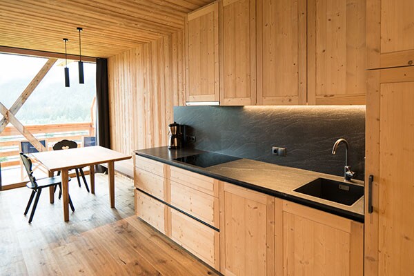 Küche in der Ferienwohnung Hayloft Mountain