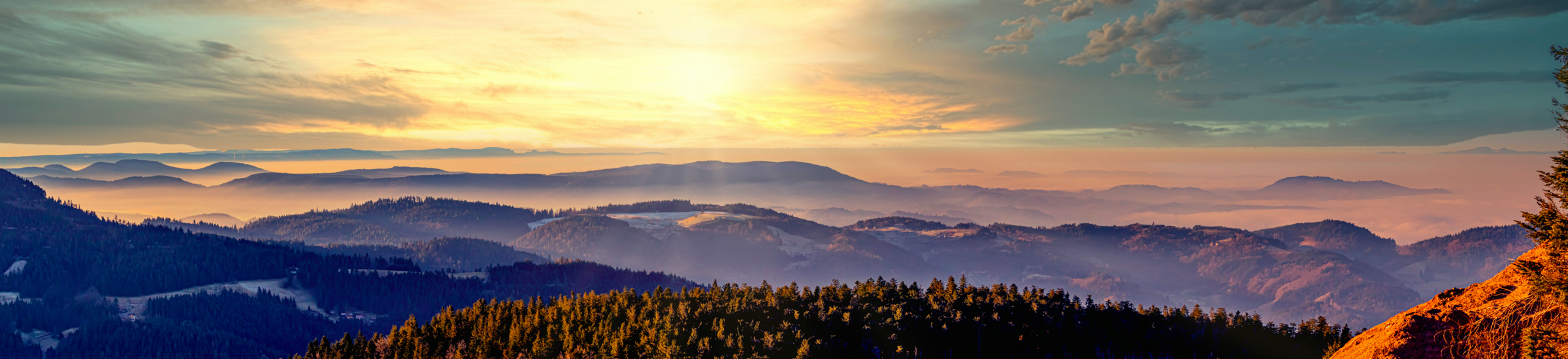 Schwarzwald Panorama bei Sonnenaufgang