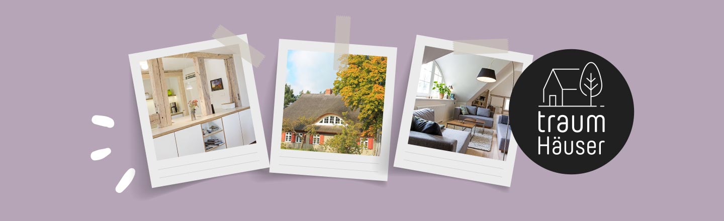 Grafik mit drei Polaroid-Fotos des Ferienhauses "Altes Schifferhaus" von Henrik und Monika Schmidtbauer und ein Stempel mit der Aufschrift "Traum-Häuser"